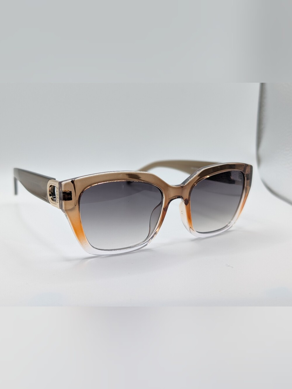 Fossil FOS 2139/G/S Womenâs Gradient Cat Eye Sunglasses & Hard Case NWT